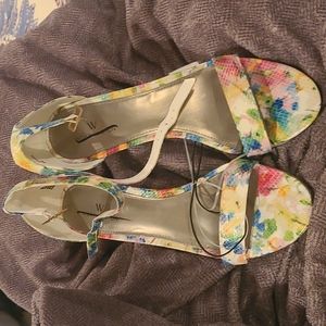 Open toe heeled sandals